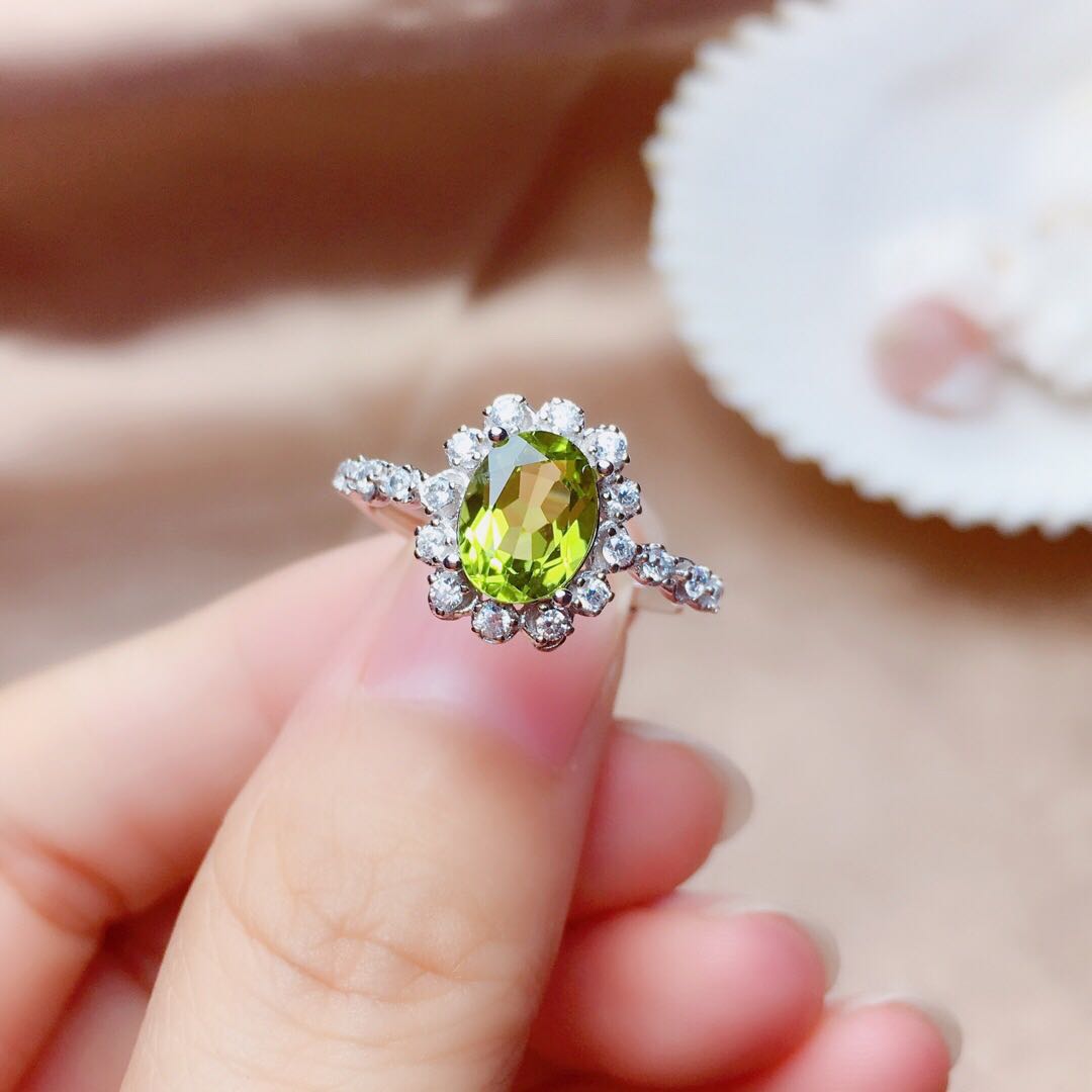 Luxury Olivine Crystal Jewelry Set