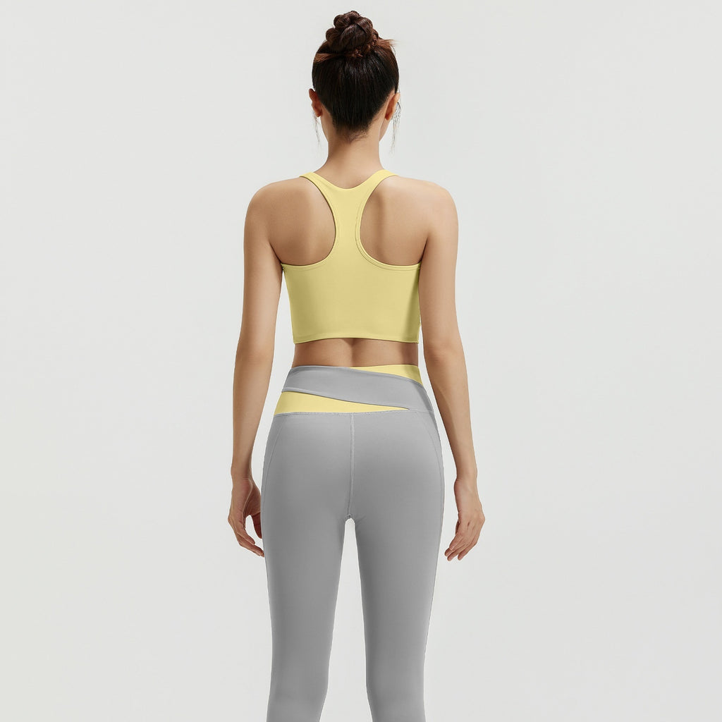 activewear yoga outfit