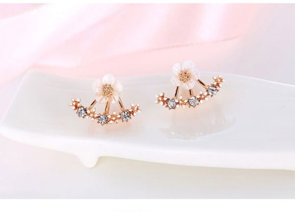 flower crystal stud earrings for women