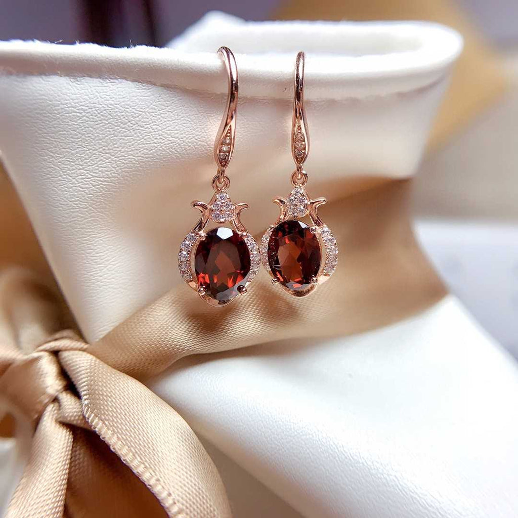 elegant Mozambique garnet earrings for wedding wear